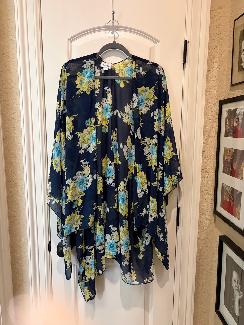 Kimono Avenue Navy Floral Sheer